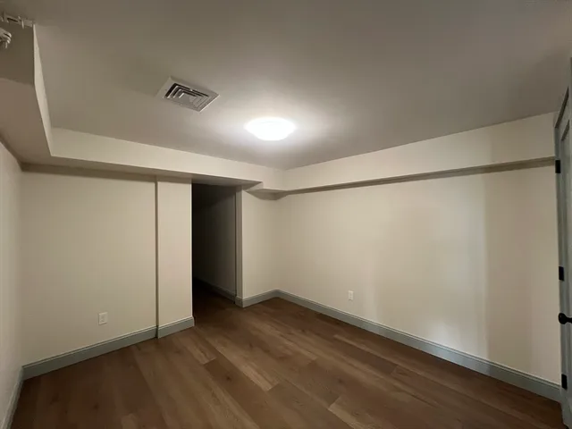 $2,995 | 160 Seabury Street, Unit 25, Fall River, MA 02720