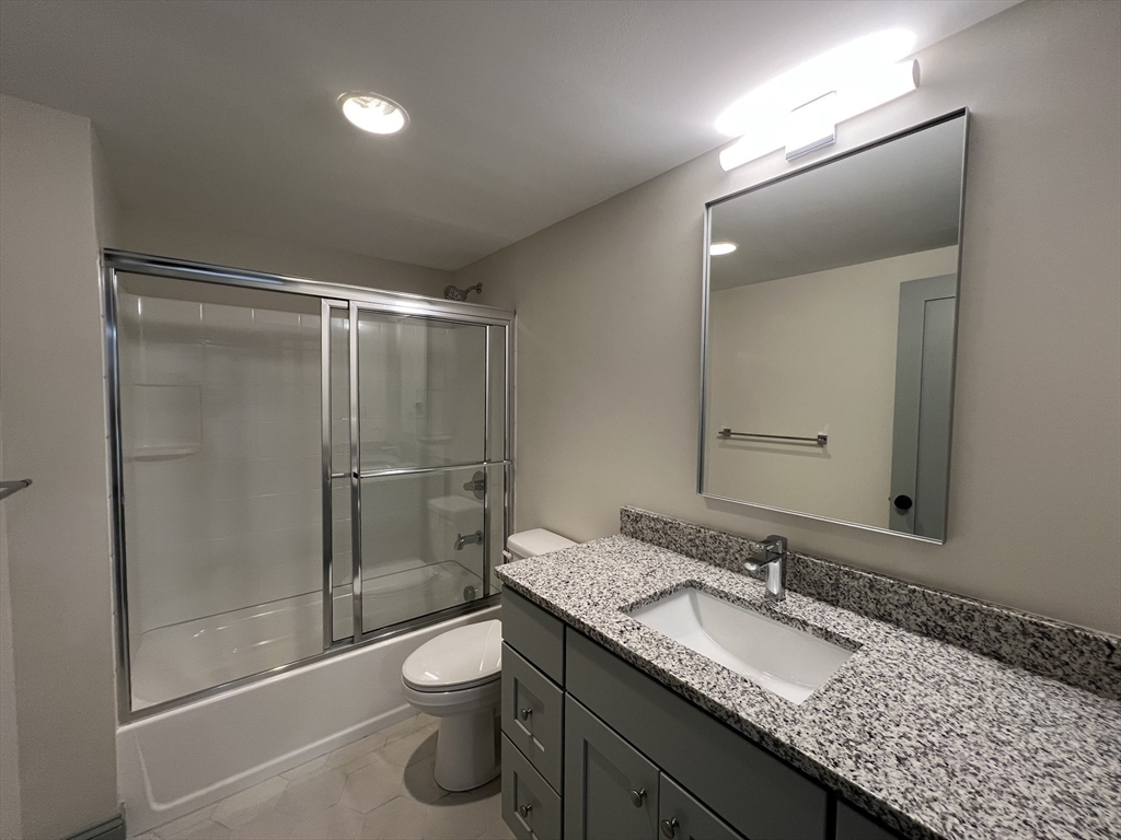 160 Seabury Street, Unit 25 Fall River, MA 02720 - Photo 13 of 16