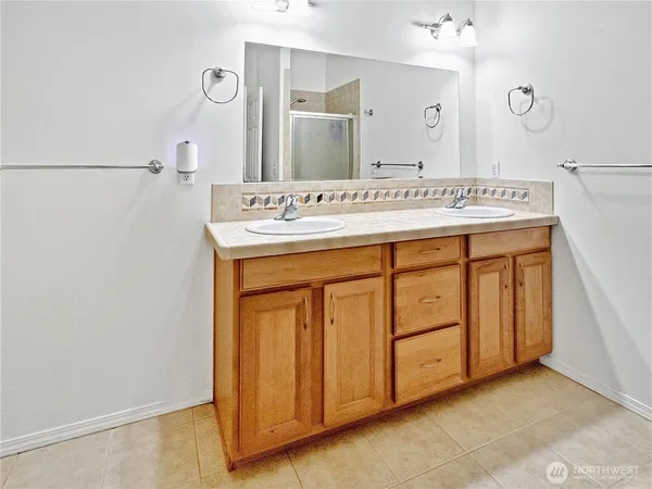 $599,950 | 1100 9th Avenue, Milton, WA 98354
