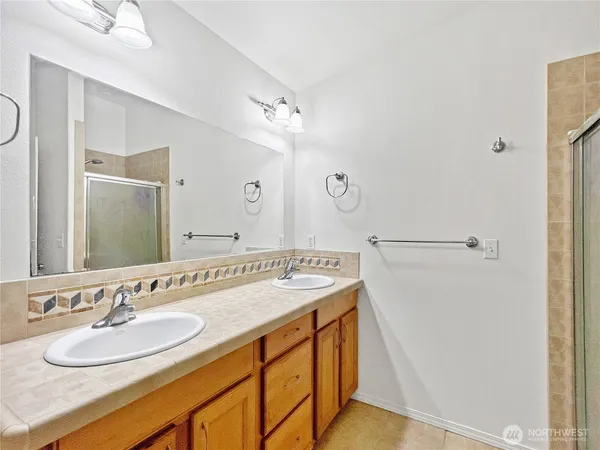 $599,950 | 1100 9th Avenue, Milton, WA 98354