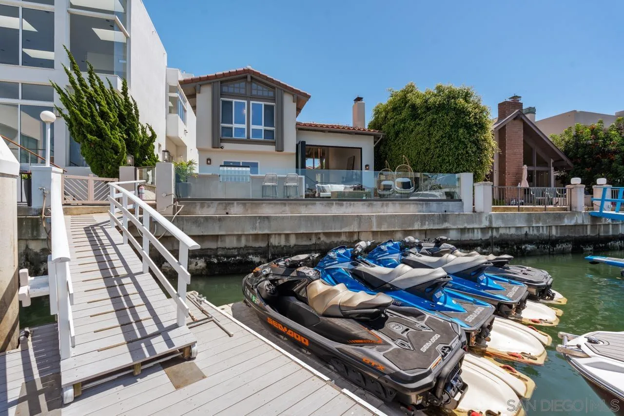 27 Green Turtle Road Coronado, CA 92118 - Photo 56 of 74