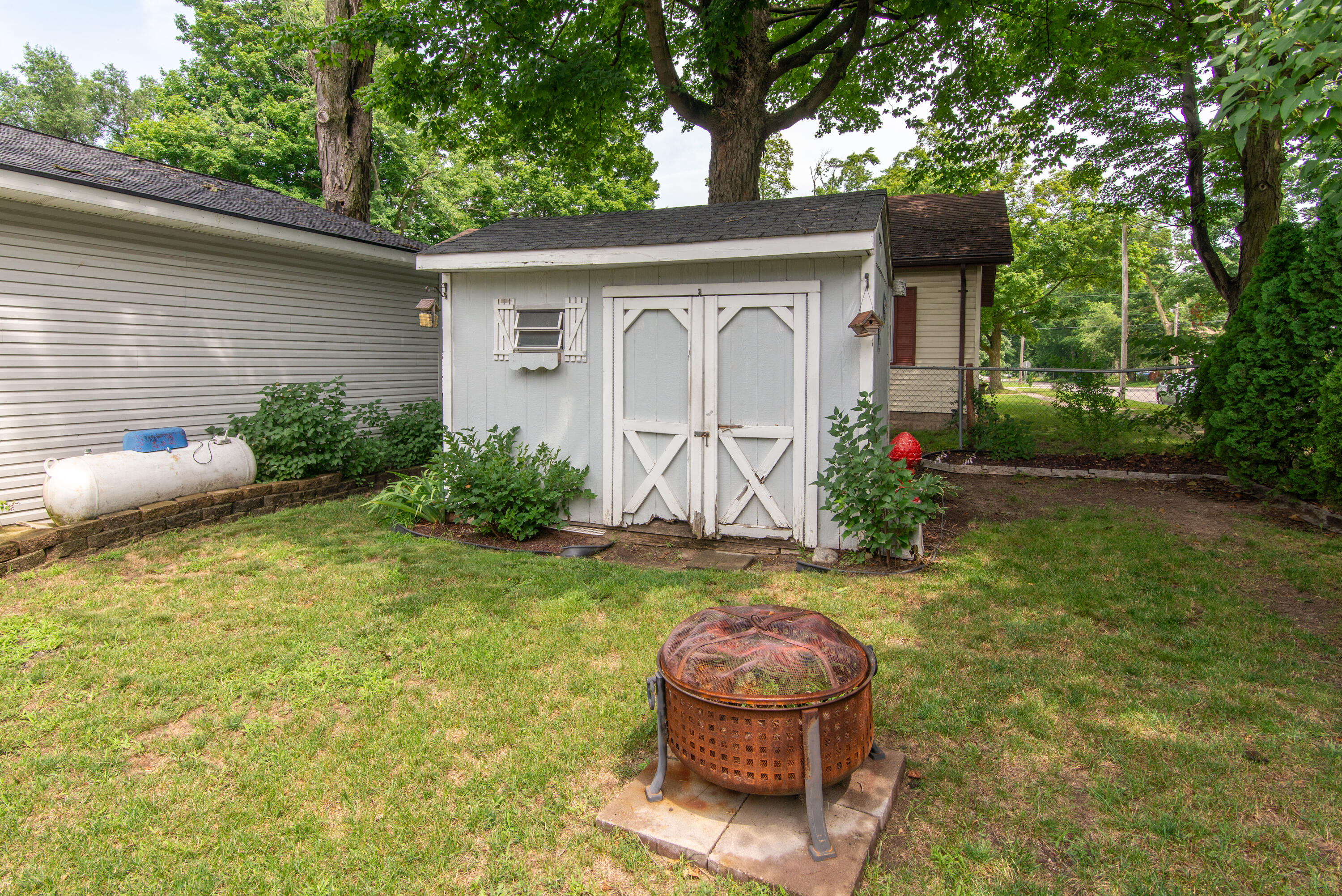 814 East Buck Street Three Rivers, MI 49093 - Photo 26 of 29 26