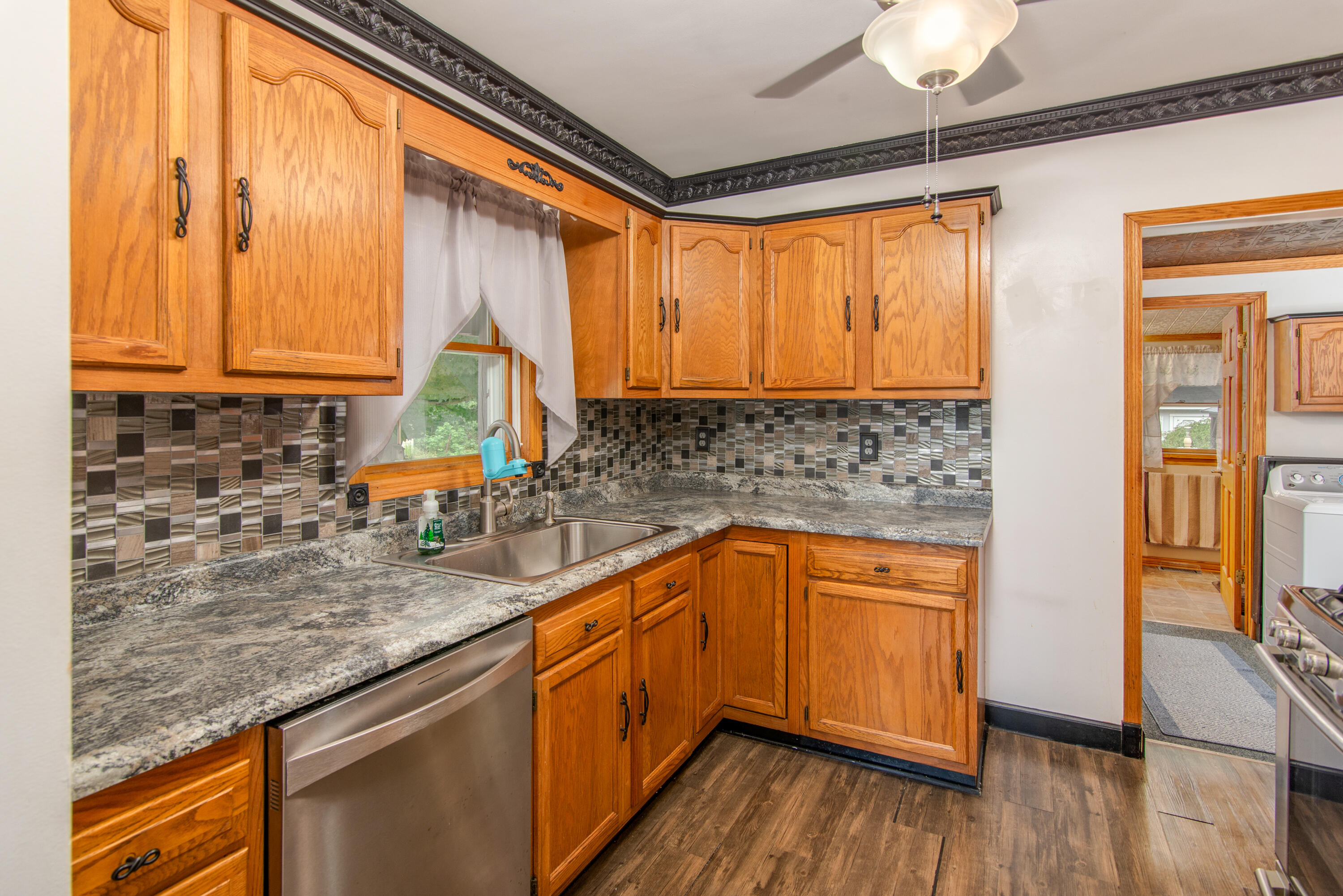 814 East Buck Street Three Rivers, MI 49093 - Photo 7 of 29 7