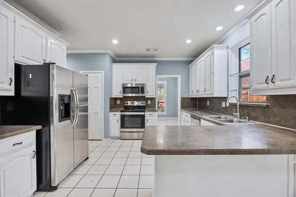 $345,000 | 2606 Hickory Bend Drive, Garland, TX 75044