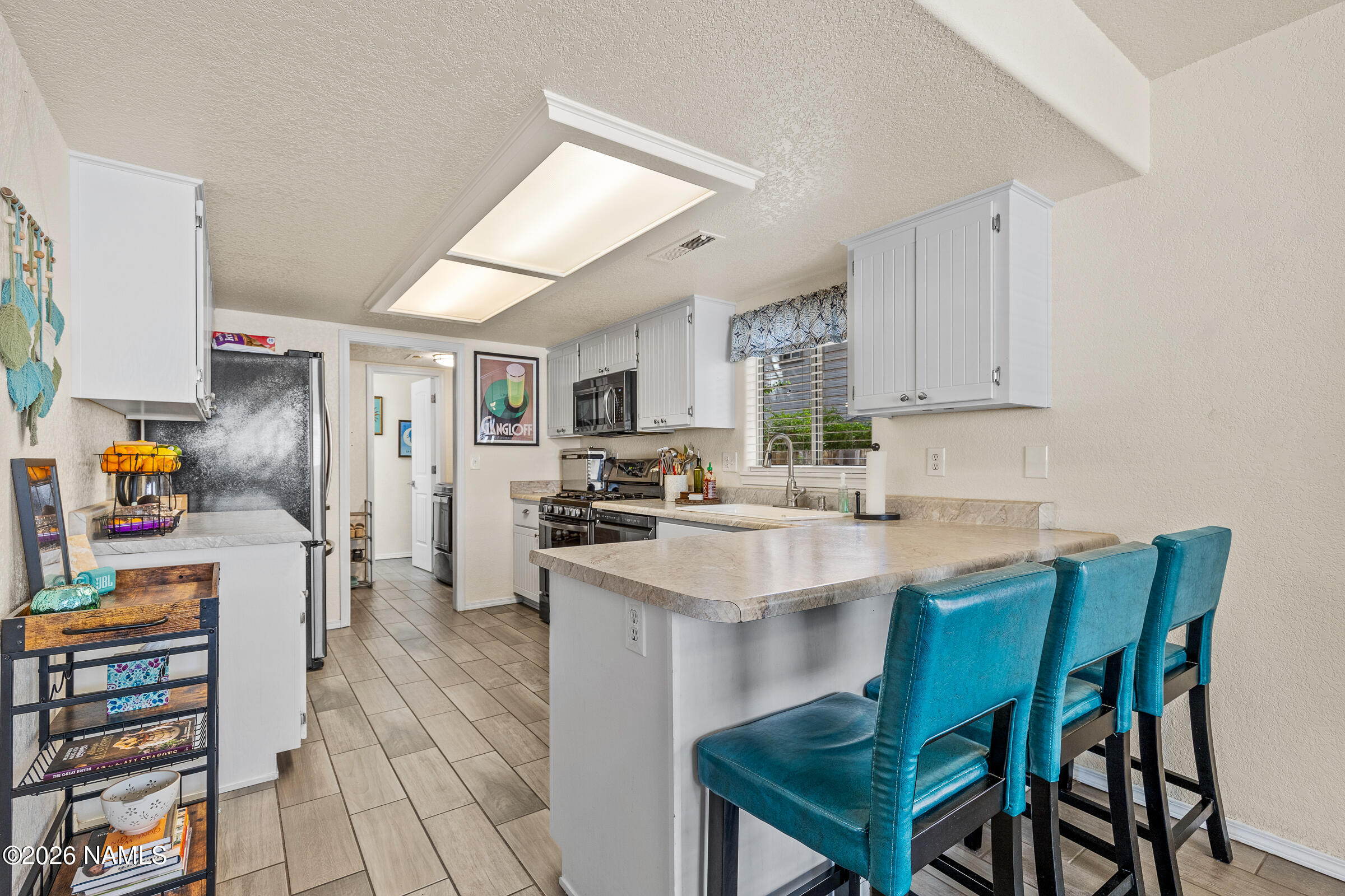 3216 Kyle Loop Flagstaff, AZ 86004 - Photo 6 of 20 Kitchen