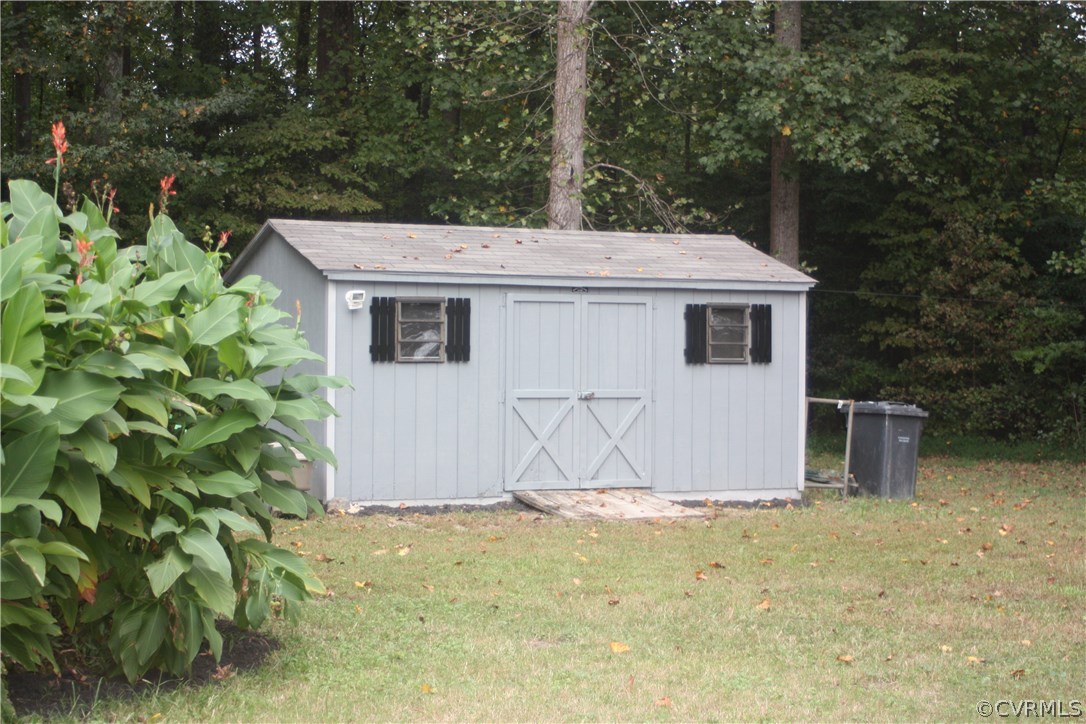 7311 Strath Road Henrico, VA 23231 - Photo 31 of 33 Shed