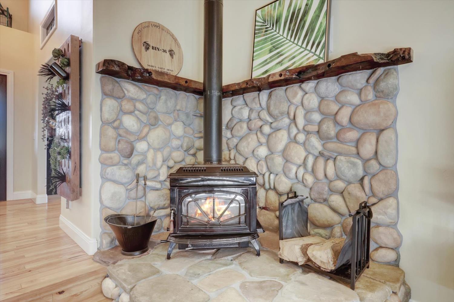 12597 Wolf Road Grass Valley, CA 95949 - Photo 24 of 88