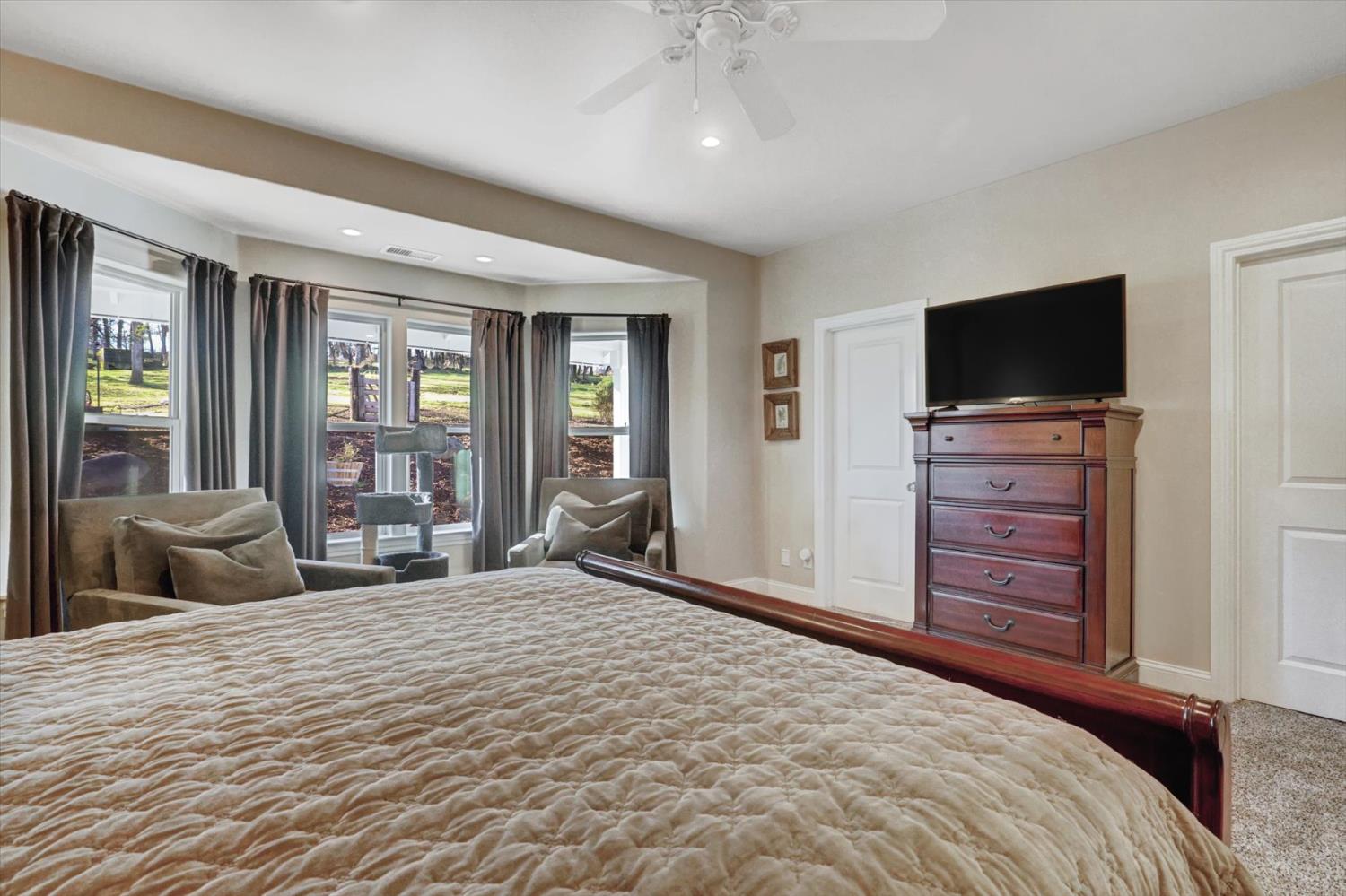 12597 Wolf Road Grass Valley, CA 95949 - Photo 32 of 88