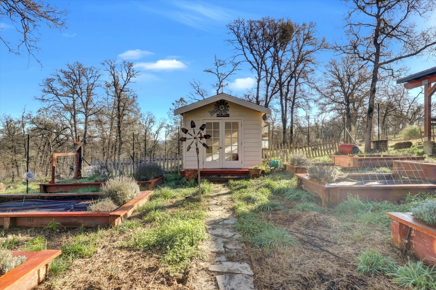 12597 Wolf Road Grass Valley, CA 95949 - Photo 59 of 88