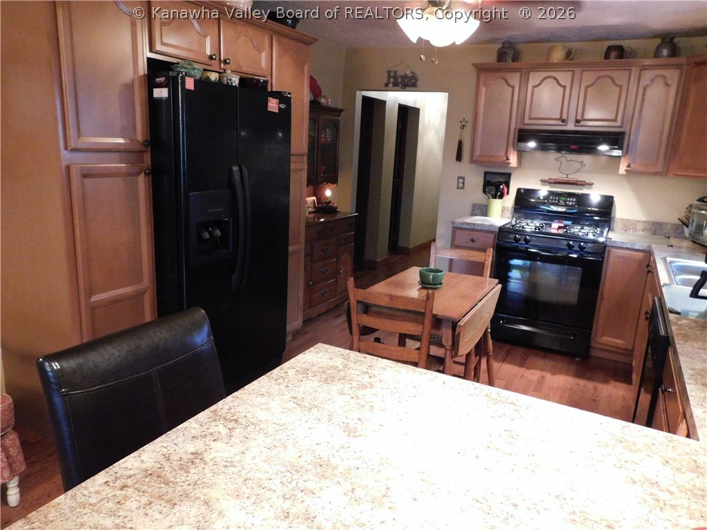 398 Bills Creek Road Winfield, WV 25213 - Photo 11 of 29 Gallery Image 11
