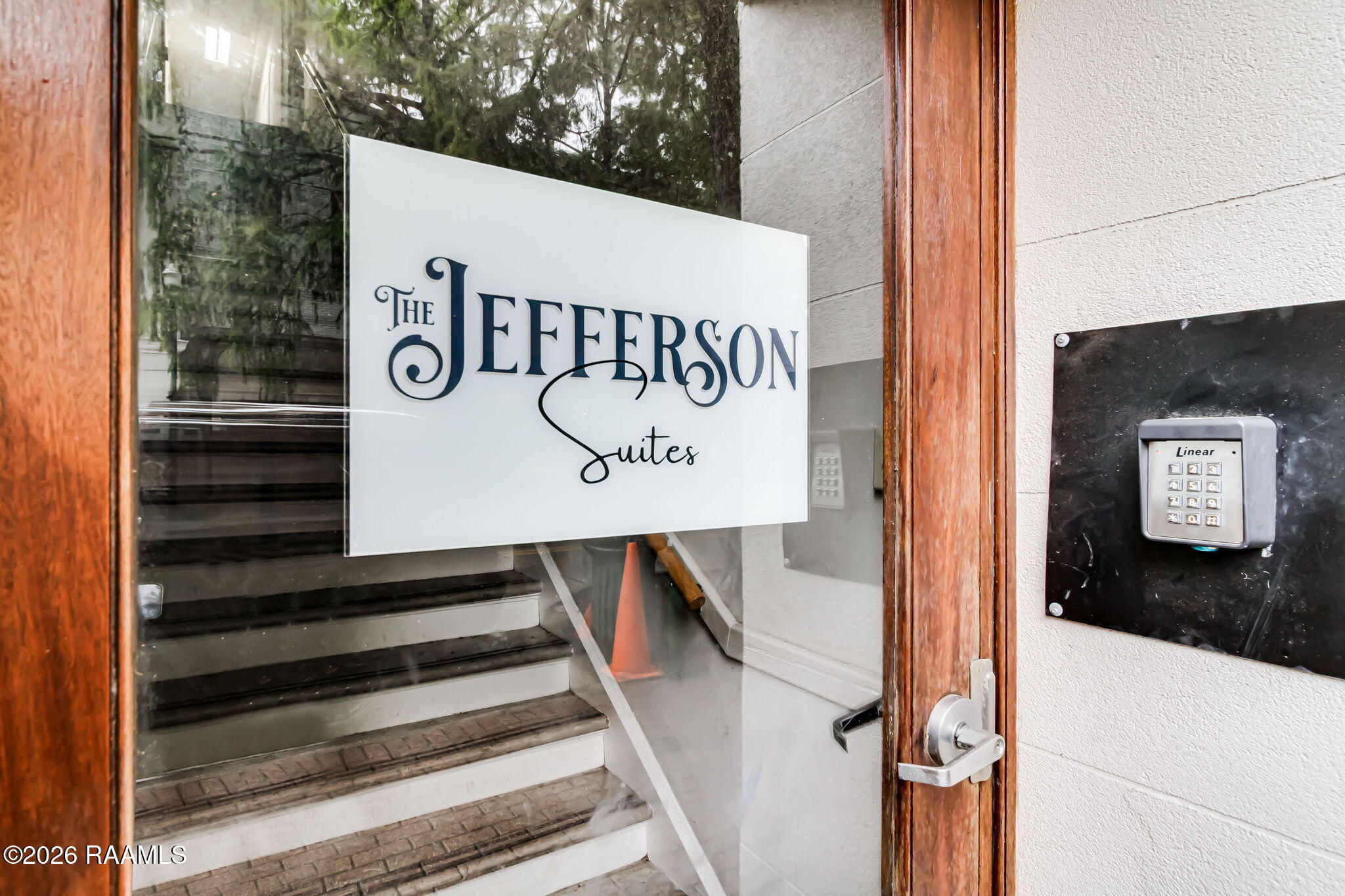 500 Jefferson Street, Unit 5 Lafayette, LA 70501 - Photo 2 of 28 1-web-or-mls-500-2 Jefferson-27