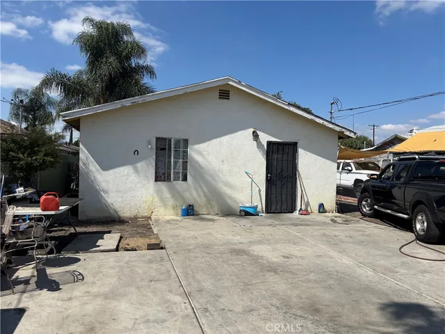 $435,000 | 10022 Alameda Avenue, Bloomington, CA 92316