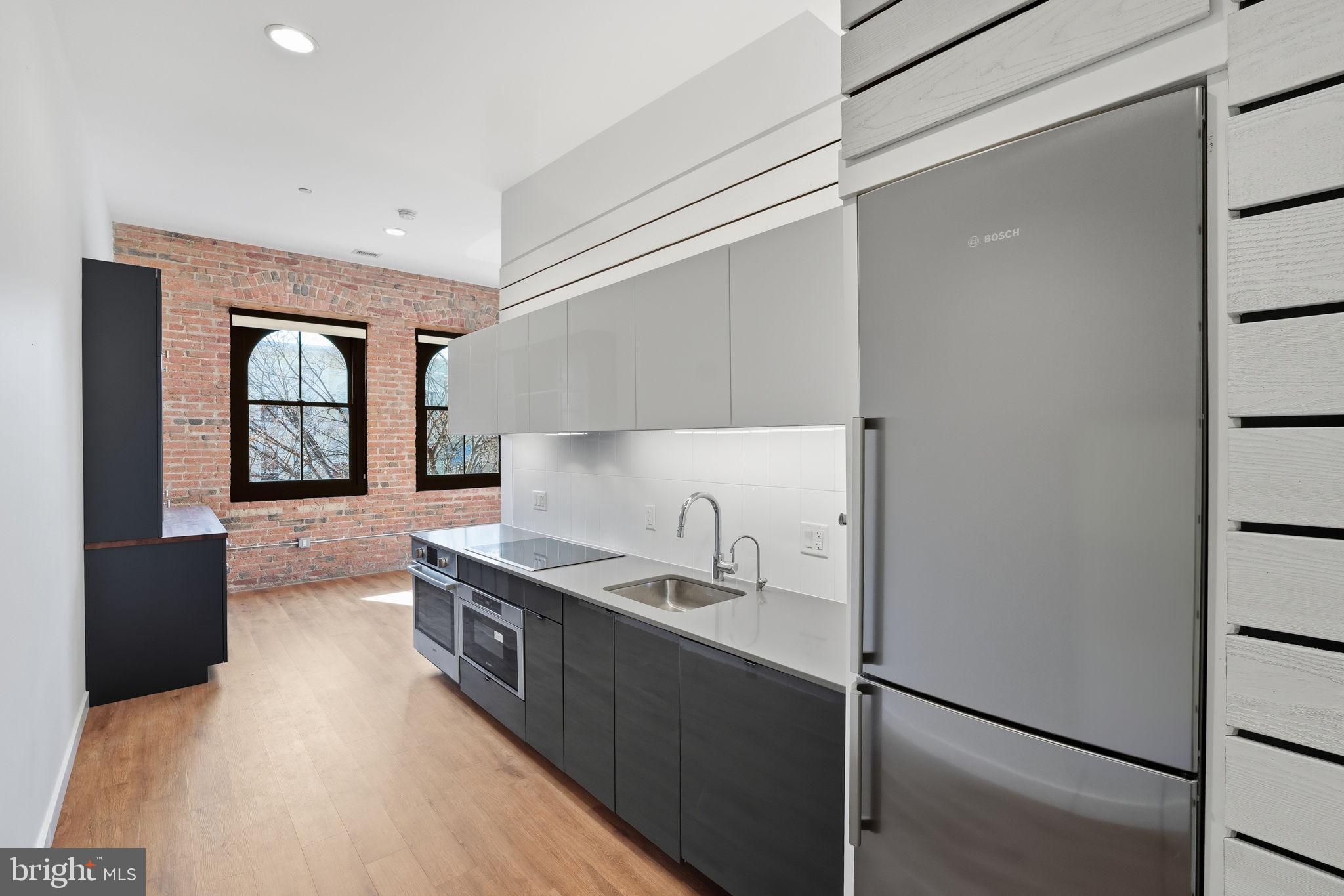 57 N Street Northwest, Unit 301 Washington, DC 20001 - Photo 5 of 39