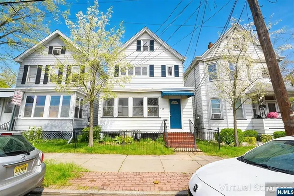$575,000 | 10 Lake Avenue, Clifton, NJ 07011