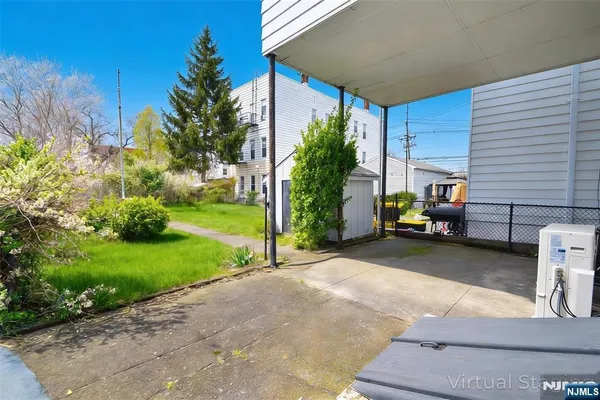 $575,000 | 10 Lake Avenue, Clifton, NJ 07011