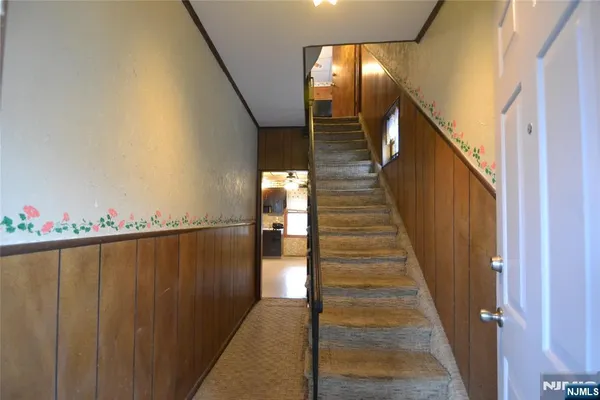 $575,000 | 10 Lake Avenue, Clifton, NJ 07011