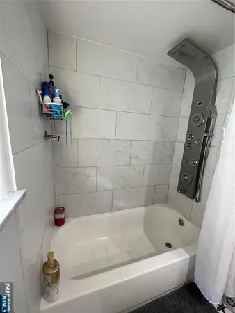 $2,200 | 16 Reservoir Avenue, Unit 2, Wallington, NJ 07057