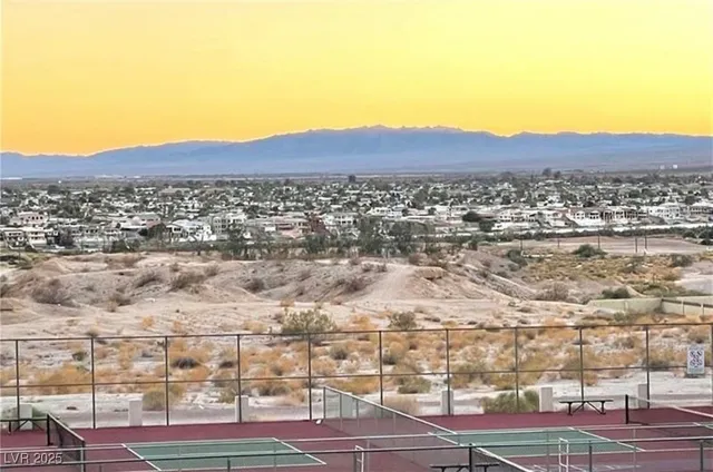 $170,000 | 3550 Bay Sands Drive, Unit 1084, Laughlin, NV 89029