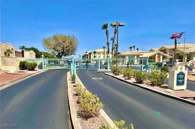 $170,000 | 3550 Bay Sands Drive, Unit 1084, Laughlin, NV 89029