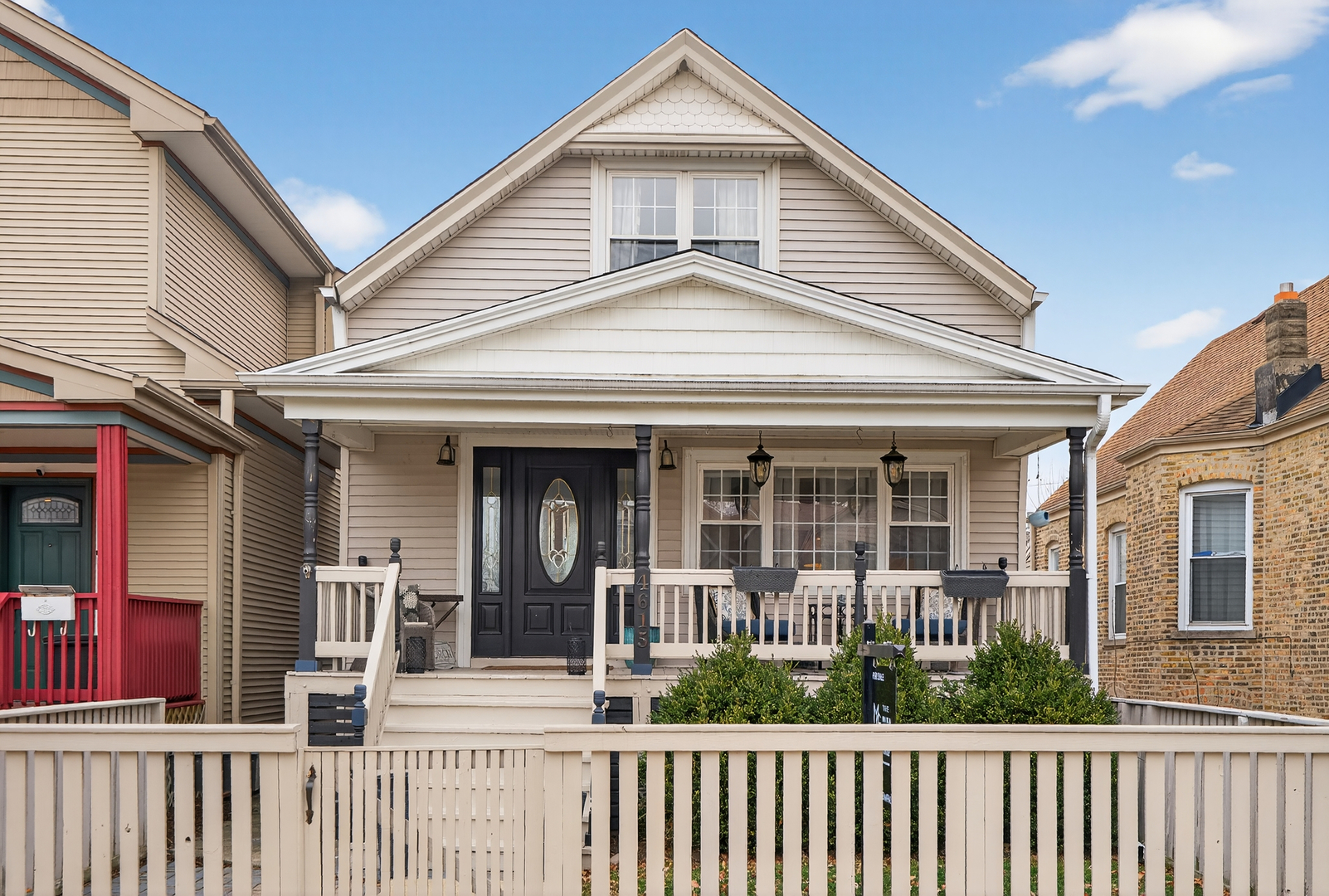 4615 West Grace Street Chicago, IL 60641 - Photo 2 of 48