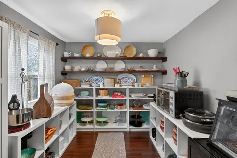 $600,000 | 4615 West Grace Street, Chicago, IL 60641