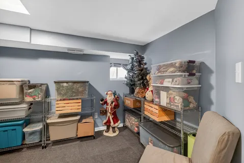 $600,000 | 4615 West Grace Street, Chicago, IL 60641