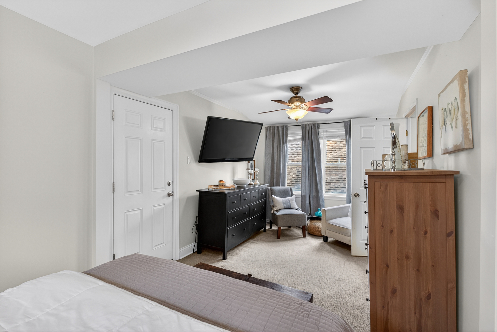 4615 West Grace Street Chicago, IL 60641 - Photo 39 of 48