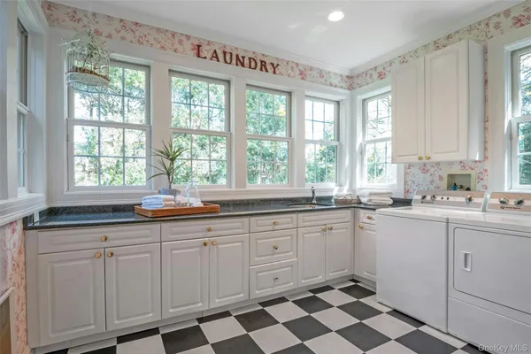 $2,778,000 | 247 Pelhamdale Avenue, Pelham, NY 10803