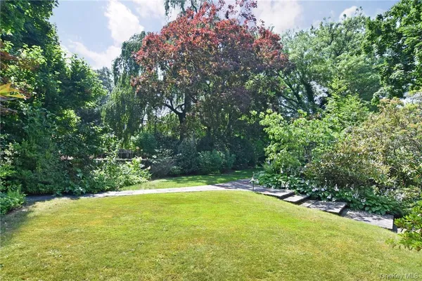 $2,778,000 | 247 Pelhamdale Avenue, Pelham, NY 10803