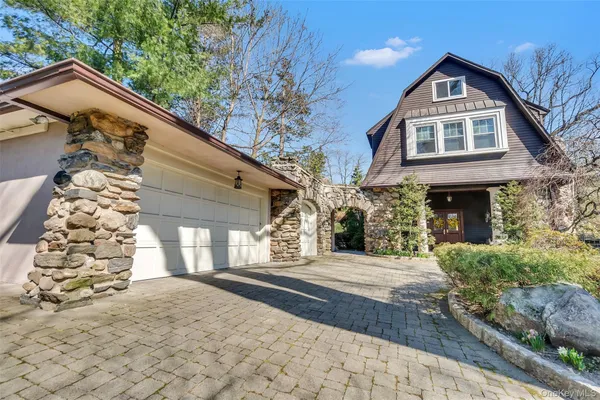 $2,778,000 | 247 Pelhamdale Avenue, Pelham, NY 10803