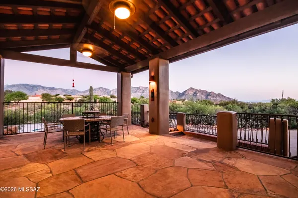 $1,395,000 | 12107 North Sliding Rock Place, Oro Valley, AZ 85755