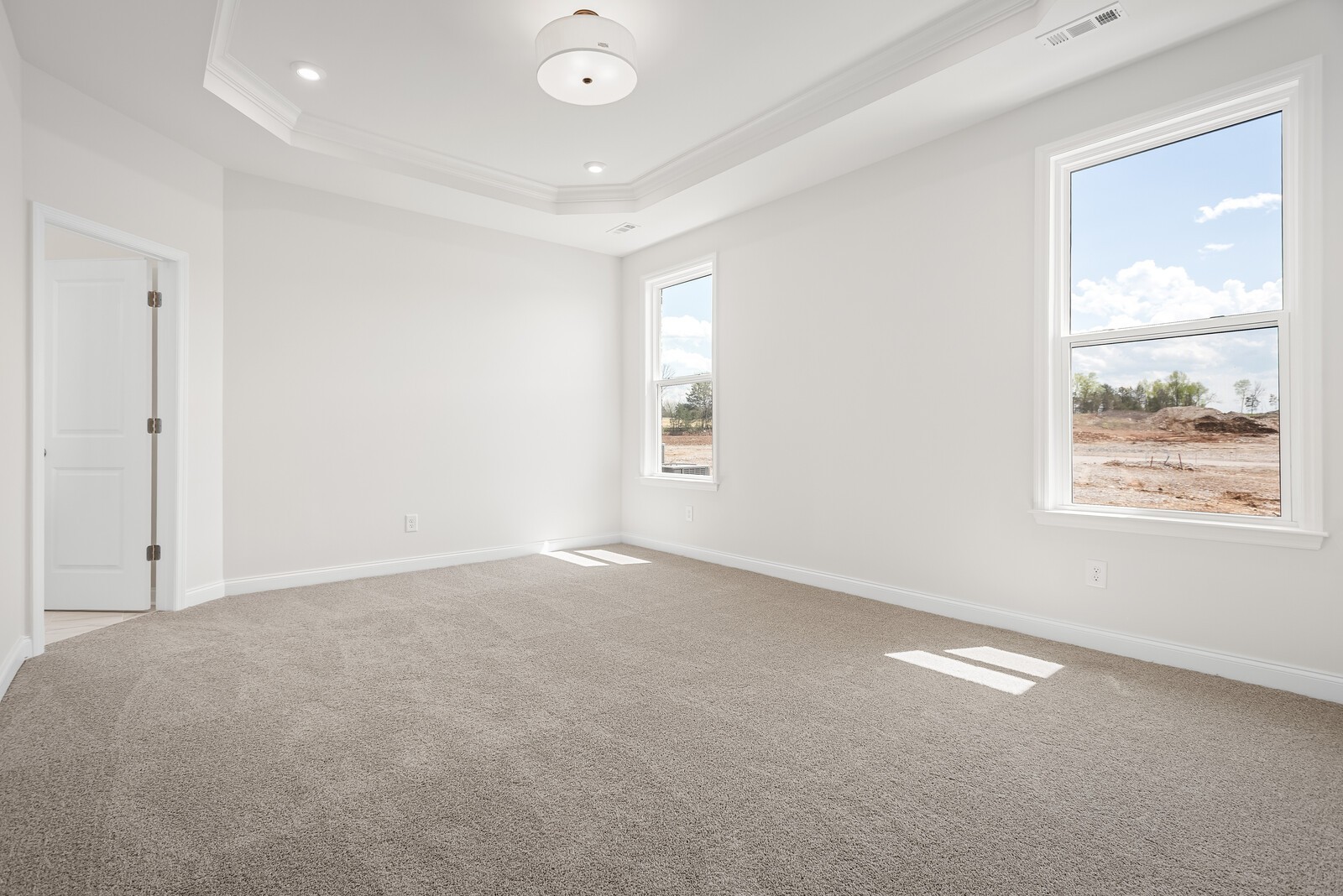 7108 Comstock Road Spring Hill, TN 37174 - Photo 32 of 70 an empty room with windows