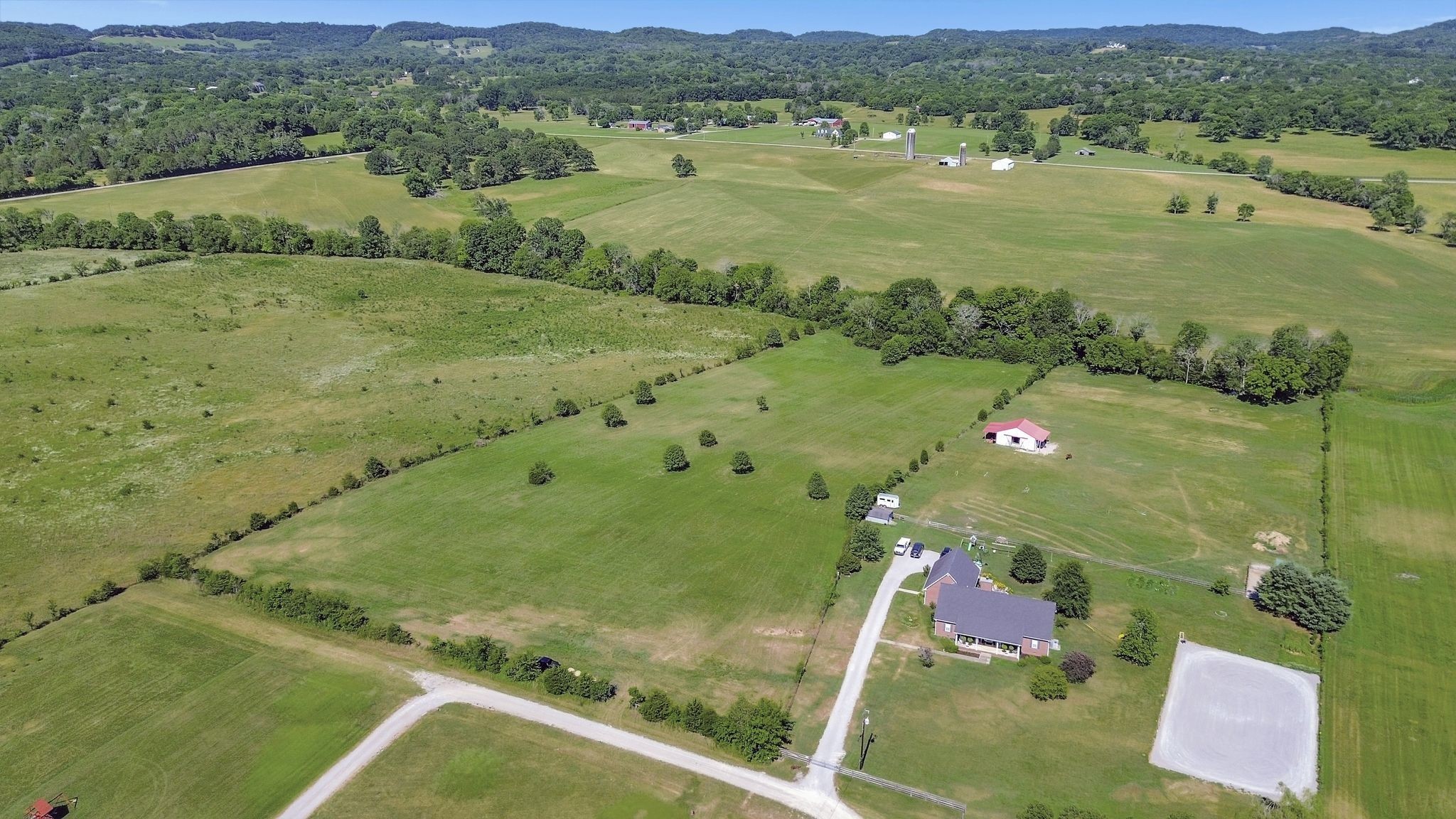 7108 Comstock Road Spring Hill, TN 37174 - Photo 4 of 70