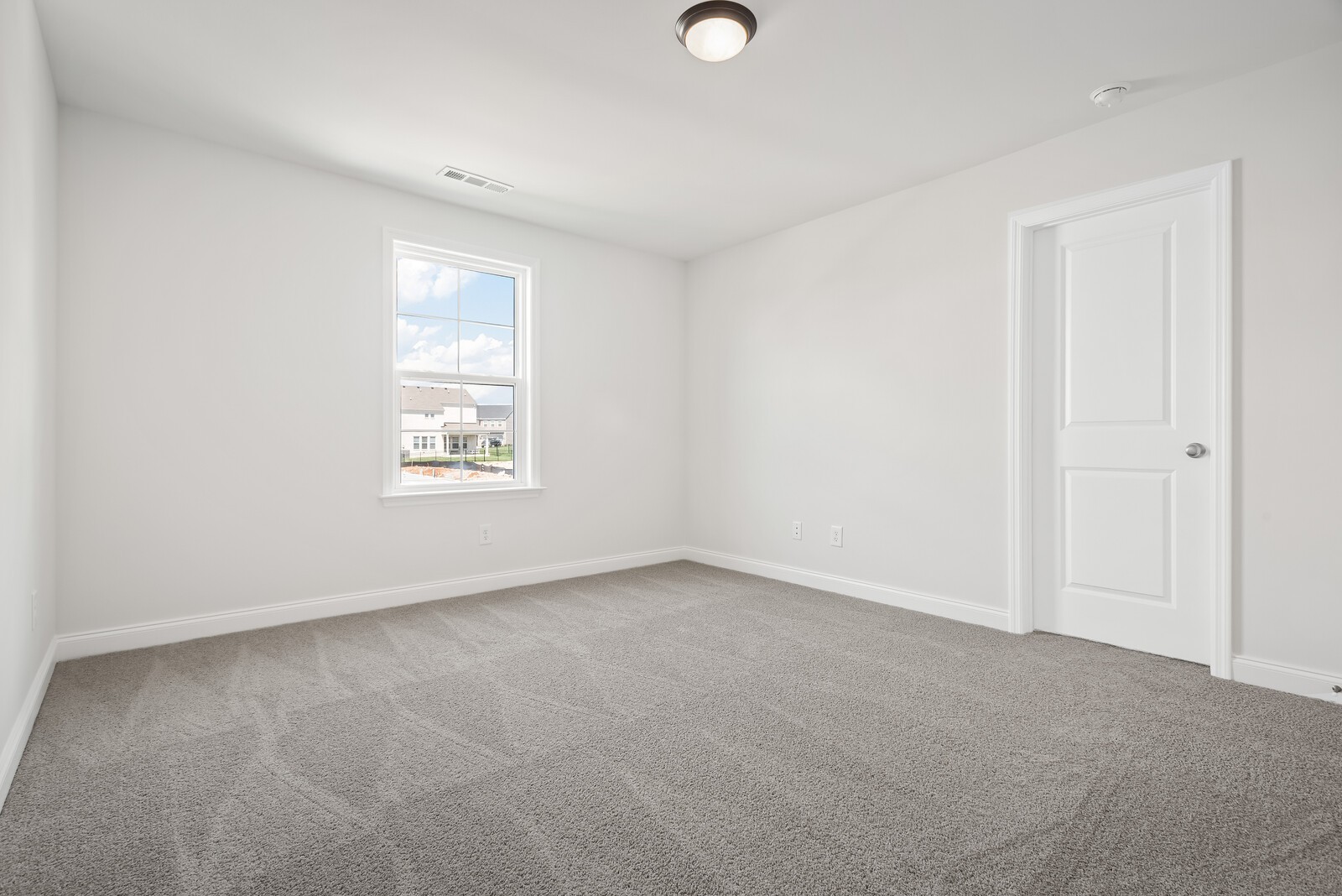 7108 Comstock Road Spring Hill, TN 37174 - Photo 47 of 70 an empty room with windows