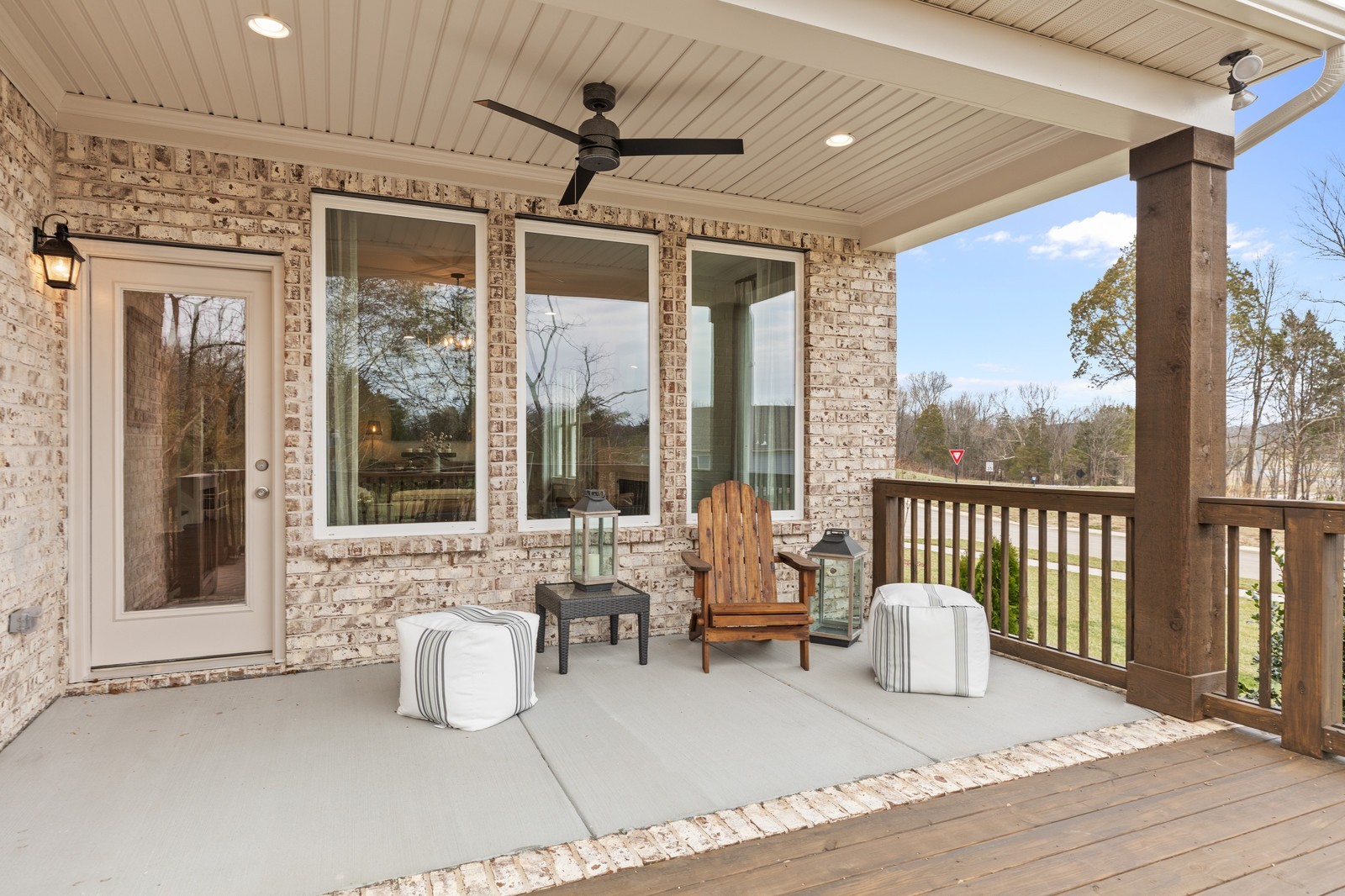 7108 Comstock Road Spring Hill, TN 37174 - Photo 50 of 70 a living room with furniture and a window