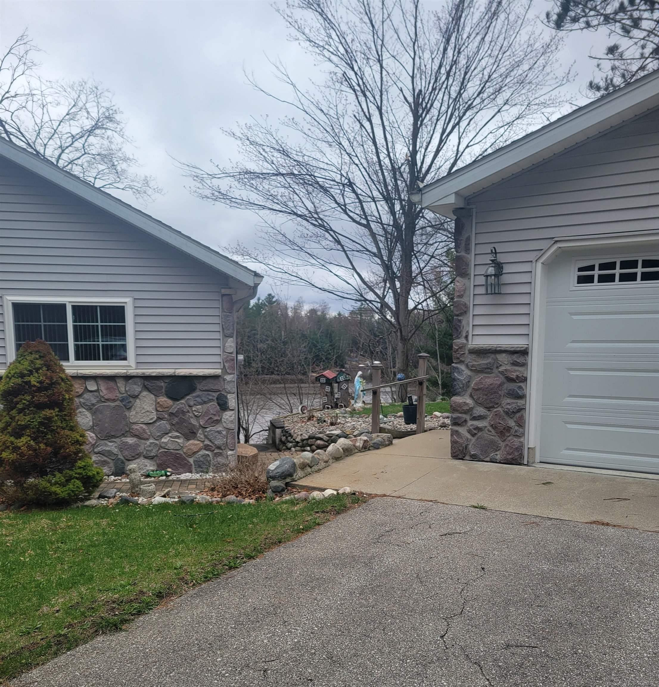 6249 Wolverine Trail Alger, MI 48610 - Photo 5 of 49