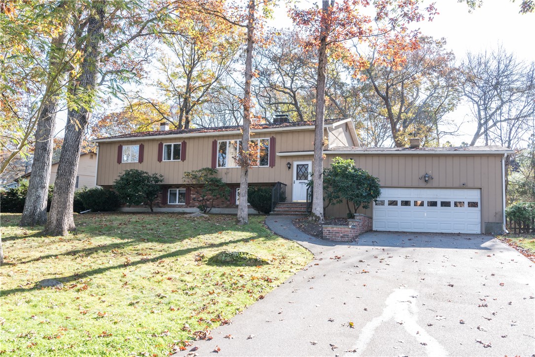 7 Castle Way Westerly, RI 02891 - Photo 2 of 46