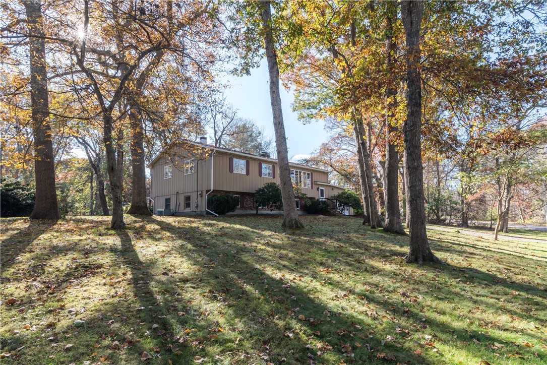 7 Castle Way Westerly, RI 02891 - Photo 39 of 46