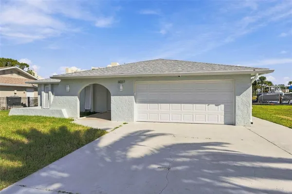 $489,550 | 6027 Beverly Drive, Hudson, FL 34667