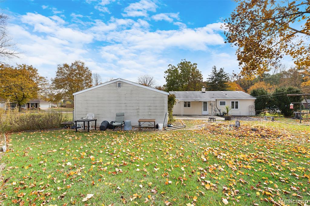 3282 Avon Manor Road Rochester Hills, MI 48307 - Photo 23 of 29