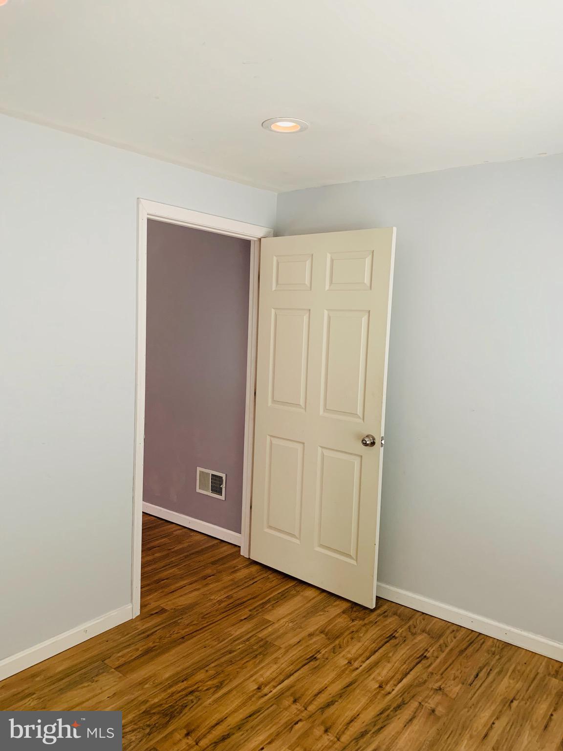 5902 Flanders Street Springfield, VA 22150 - Photo 18 of 45 Beautiful flooring in this bright, sunny room!