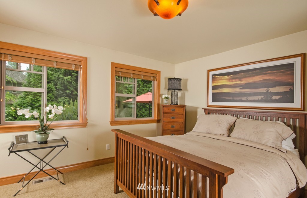5467 Tananger Road Blaine, WA 98230 - Photo 11 of 20 Gallery Image 11