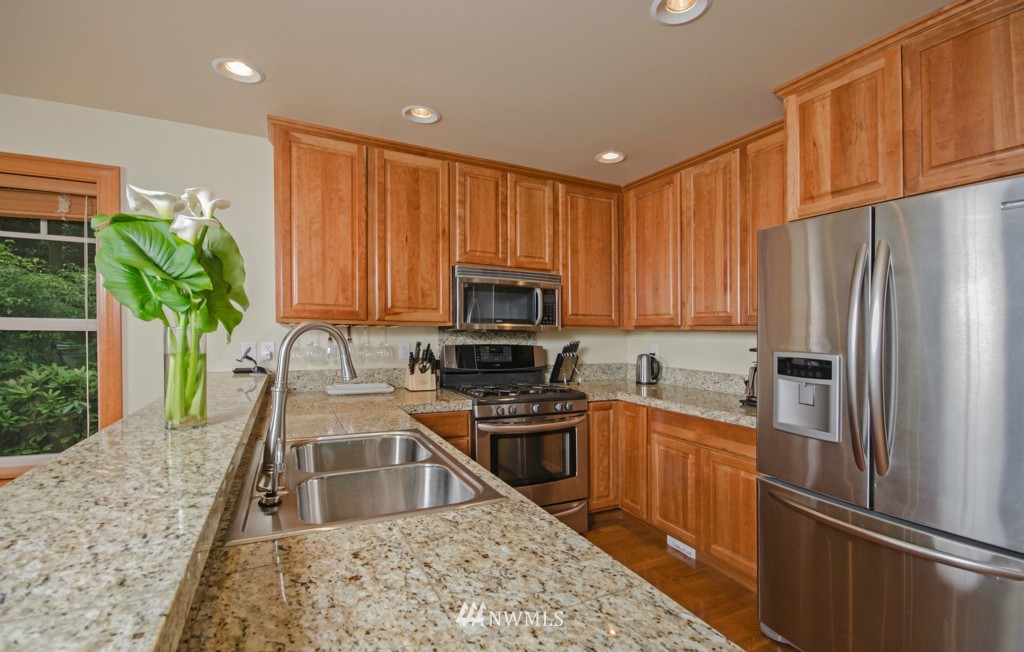 5467 Tananger Road Blaine, WA 98230 - Photo 5 of 20 Gallery Image 5