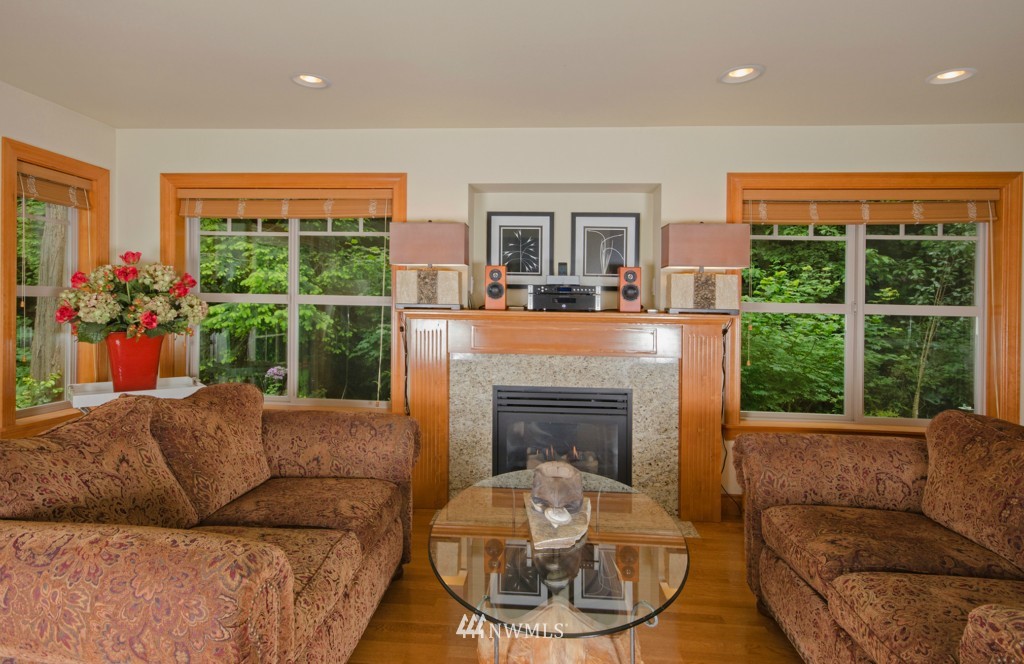 5467 Tananger Road Blaine, WA 98230 - Photo 9 of 20 Gallery Image 9