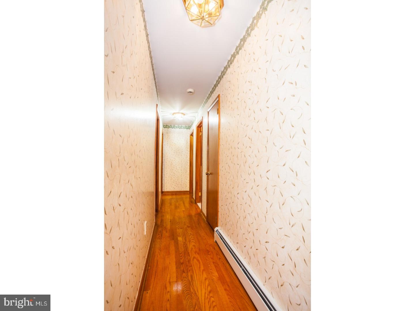 236 Buck Toe Road Avondale, PA 19311 - Photo 11 of 23 Hallway