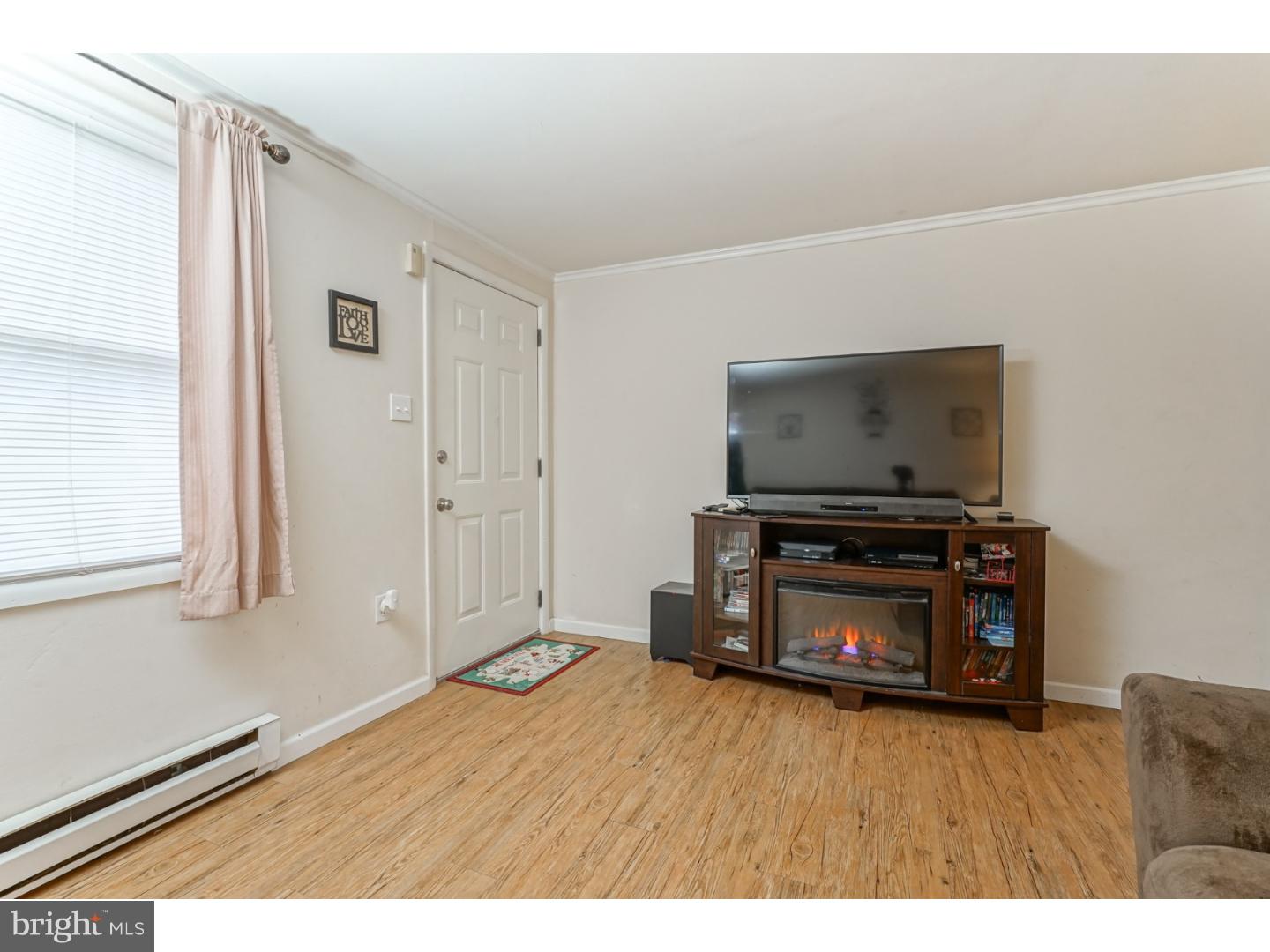 70 South Rte 73 Hammonton, NJ 08037 - Photo 6 of 20 Living Room