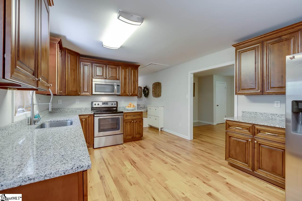 15 Wild Orchard Road Travelers Rest, SC 29690 - Photo 11 of 36 Gallery Image 11