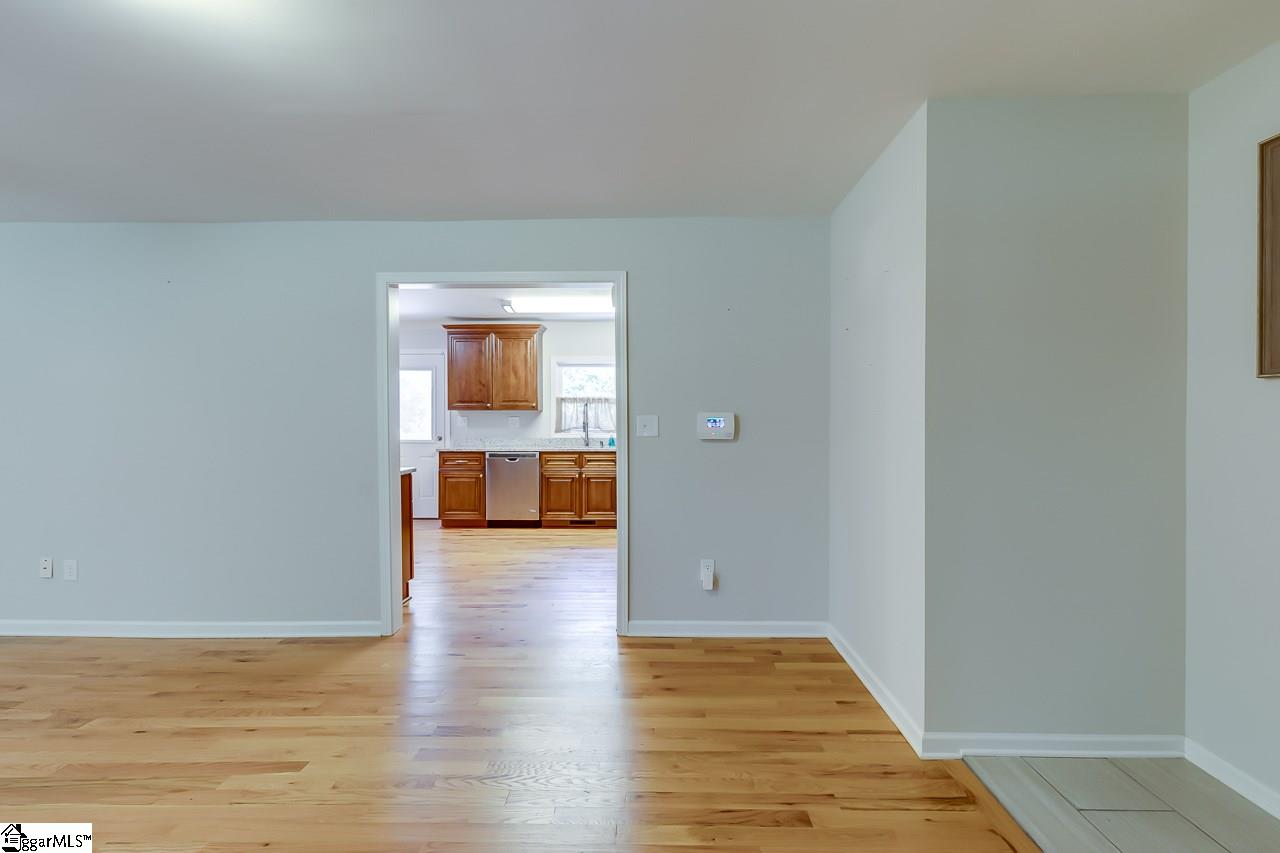 15 Wild Orchard Road Travelers Rest, SC 29690 - Photo 4 of 36 Gallery Image 4