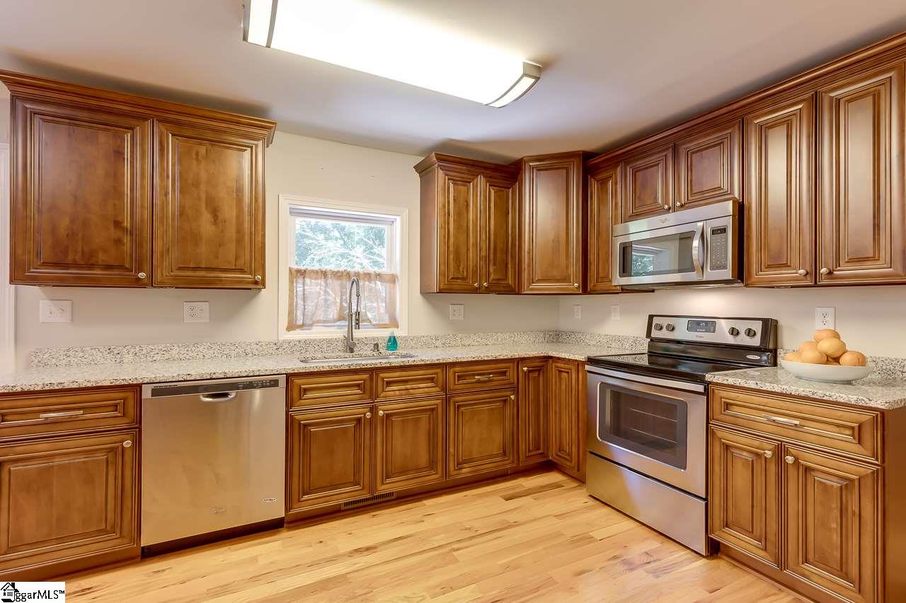 15 Wild Orchard Road Travelers Rest, SC 29690 - Photo 9 of 36 Gallery Image 9