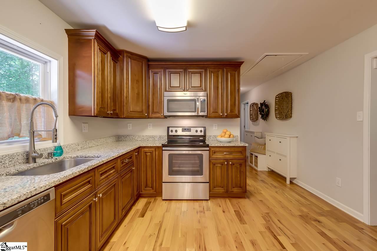 15 Wild Orchard Road Travelers Rest, SC 29690 - Photo 10 of 36 Gallery Image 10